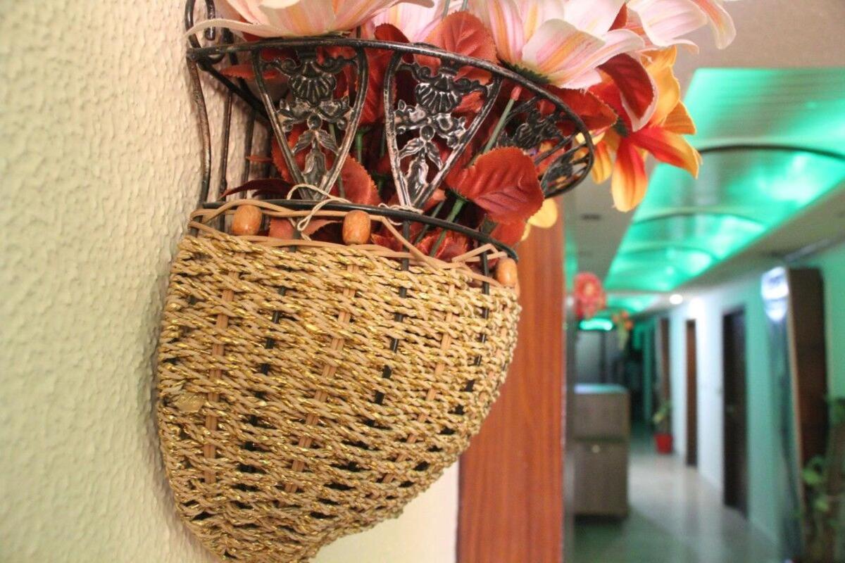 לאהור Hotel The Leschanze מראה חיצוני תמונה