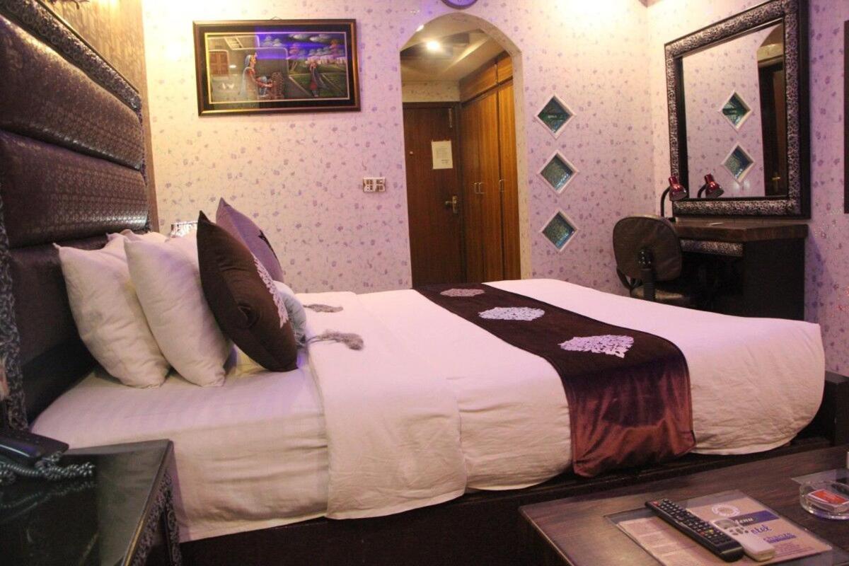 לאהור Hotel The Leschanze מראה חיצוני תמונה