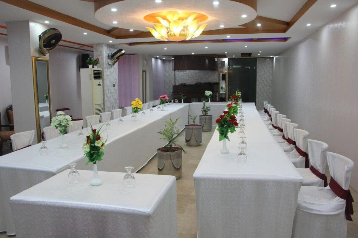 לאהור Hotel The Leschanze מראה חיצוני תמונה